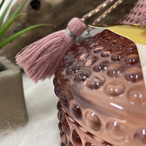 House of Harlow 1960 Hibiscus Pomegranate Soy Blend 3 Wick Candle 14oz - Picture 7 of 7